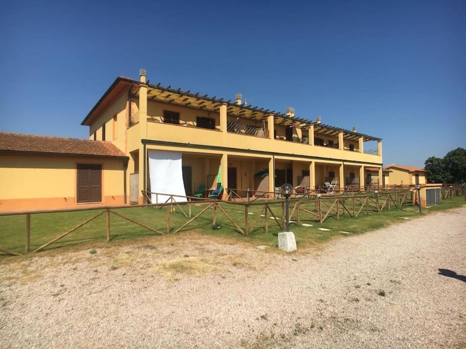 Deste - In Campagna 4 Posti Letto Con Giardino La Sdriscia Exterior foto
